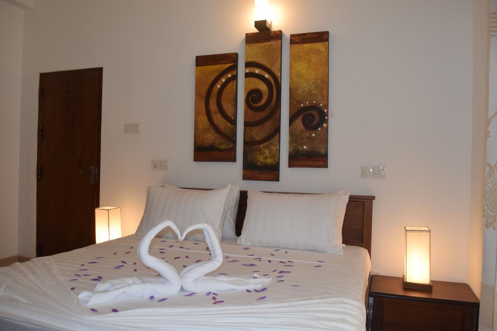 Vista Liyya Residence Κάντι Εξωτερικό φωτογραφία