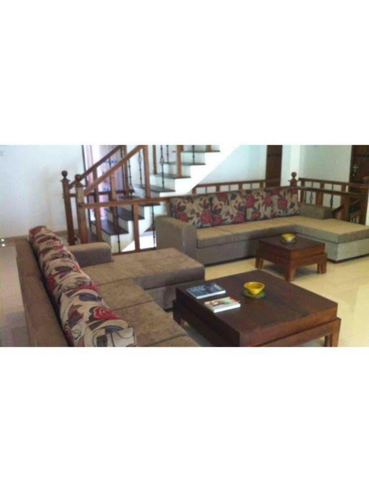 Vista Liyya Residence Κάντι Εξωτερικό φωτογραφία