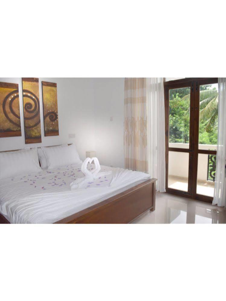 Vista Liyya Residence Κάντι Εξωτερικό φωτογραφία