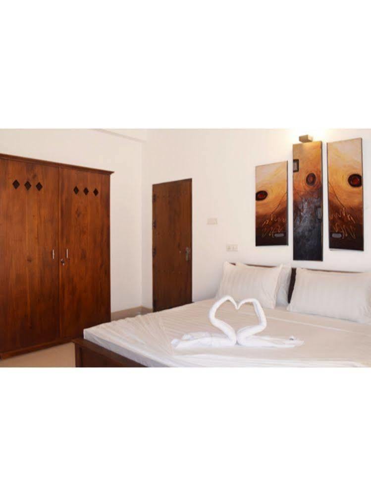 Vista Liyya Residence Κάντι Εξωτερικό φωτογραφία